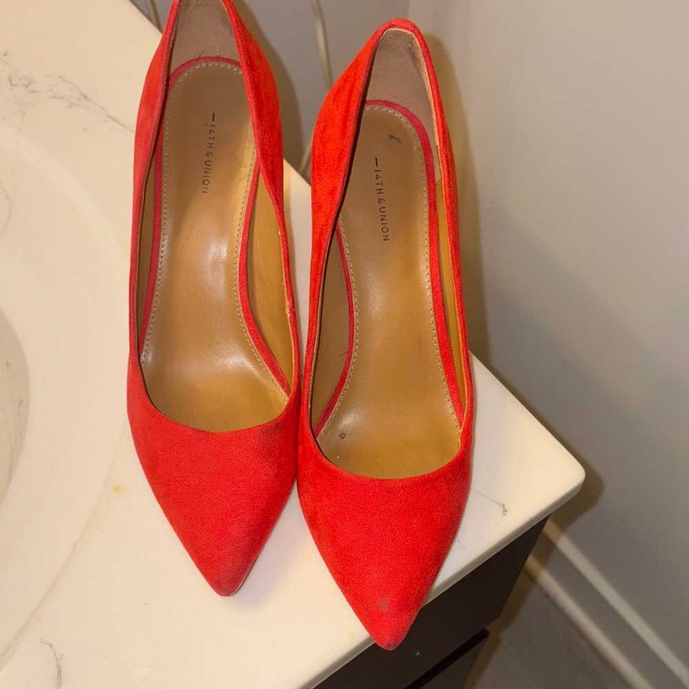 14th and union Vibrant Red Heels